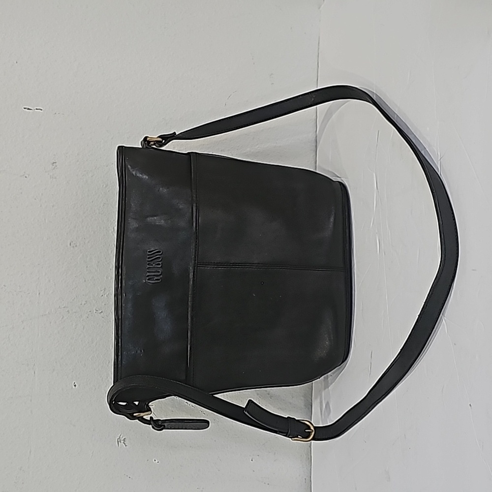 Vintage Guess Leather Duffle Shoulder Handbag Black Adjustable Crossbody
